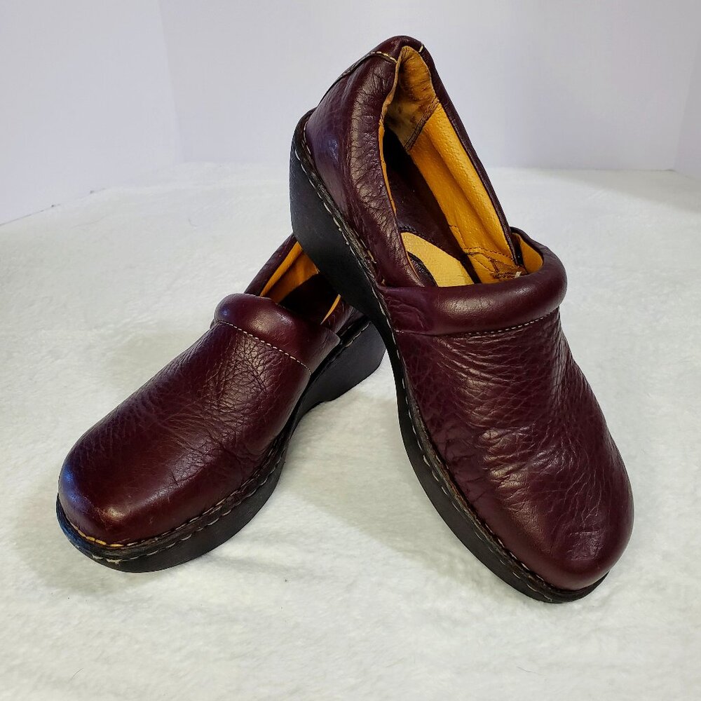 GNW Brown Leather Slip On Clog Wedge Shoes Women's Size 11